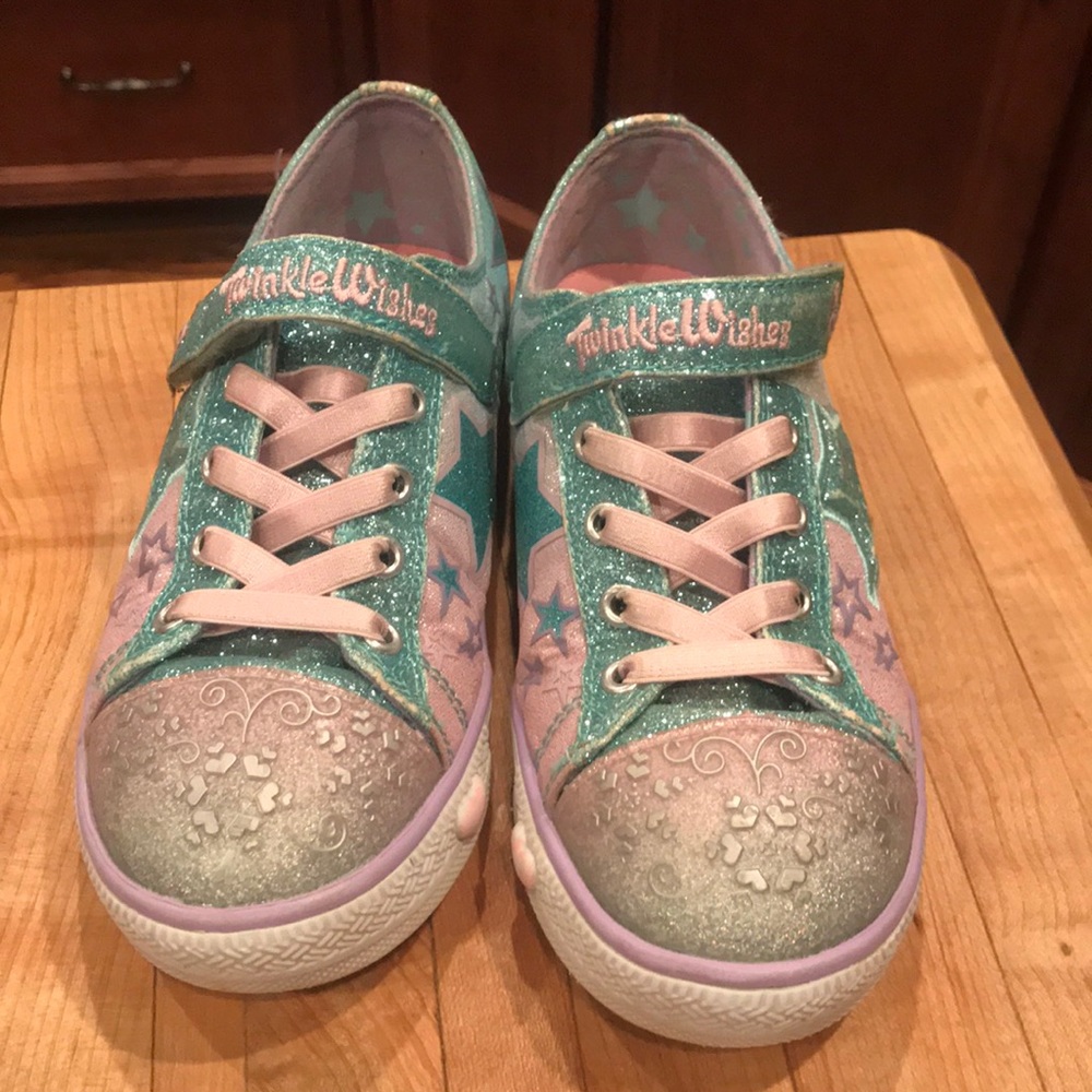 Skechers girls twinkle toes size 1